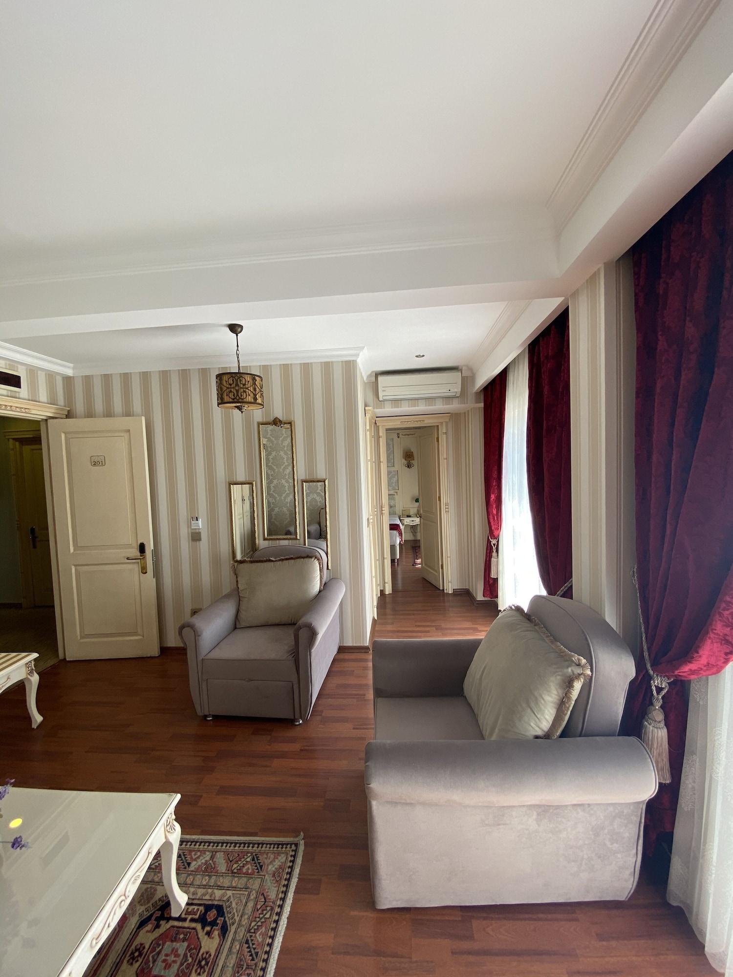 Muyan Otel 4*